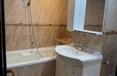 Аренда комфортной 3-комнатной квартиры 80 м² в районе Faleza Nord, Констанца, Румыния